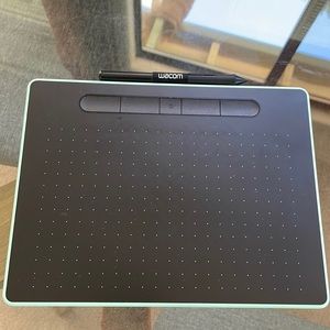 WACOM Intuos Bluetooth